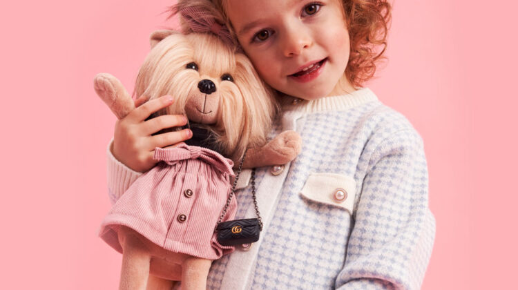 El Mundo de los Peluches al por Mayor: Nuestra Pasión en Orange Toys